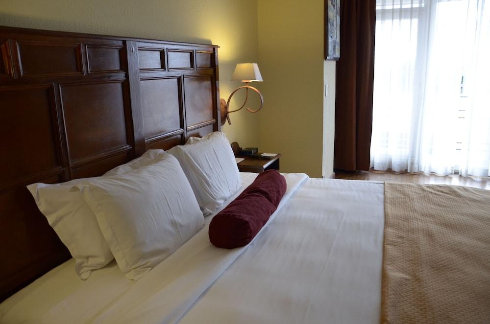 Conquistador Hotel & Conference Center Guatemala City Bagian luar foto